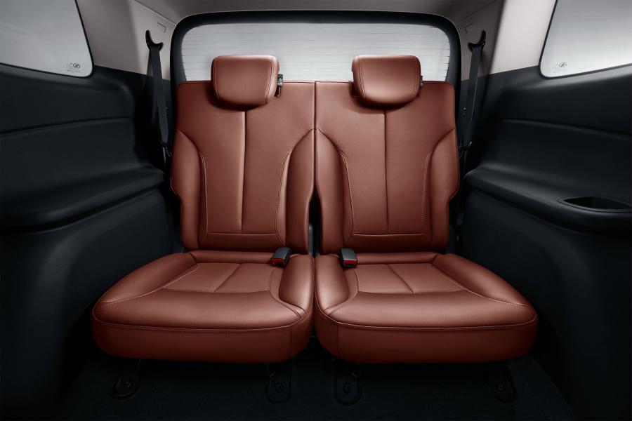 Интерьер Buick GL6 2017 года  (фото 10 из 11)